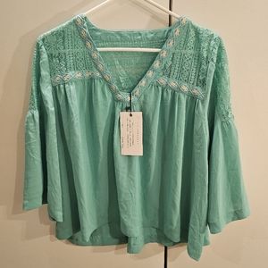 Cowgirl Legend Womans Green Large Blouse